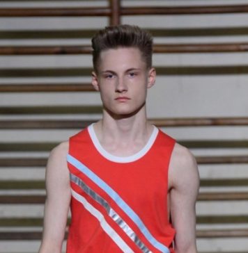 Модный показ Гоши Рубчинского в Калининграде